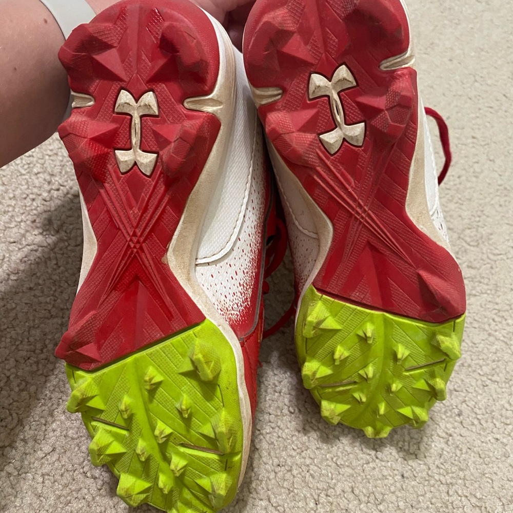Size 3.5Y Bryce Harper Under Armour Baseball Cleats